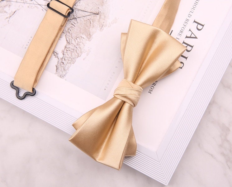 Premium Pre-tied Satin Silk Bow Tie Set | Groomsmen Accessories