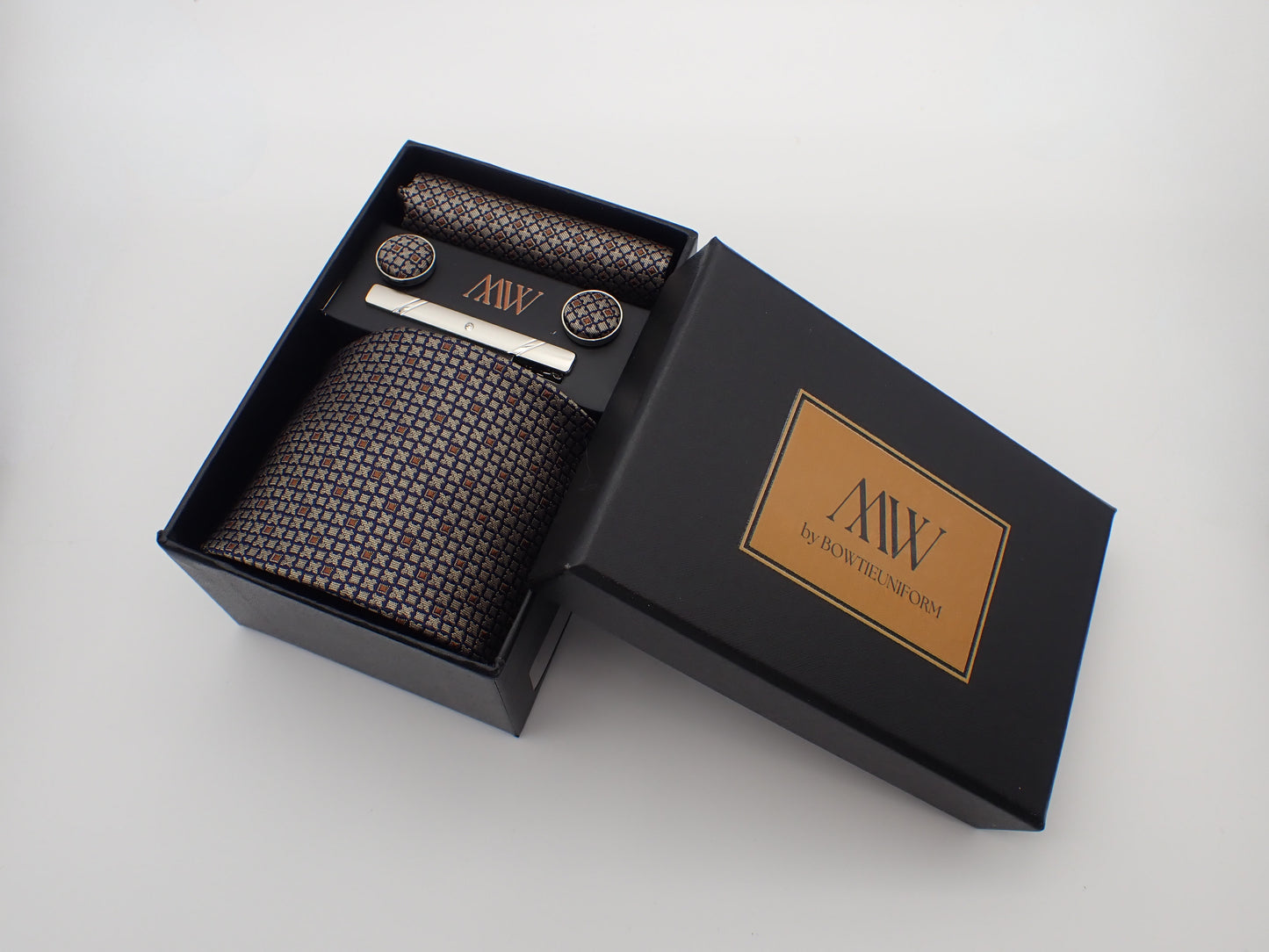 XOXO Brown Pattern Tie Set / Pocket Square Tie Bowtie Cufflinks Set / Wedding Tie / Tie Clips / Gift for him Mens Groomsmen Gift