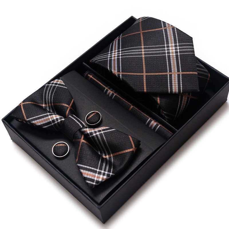 Classic Black & Rust Scottish tartan plaid necktie, ideal for heritage or winter weddings.